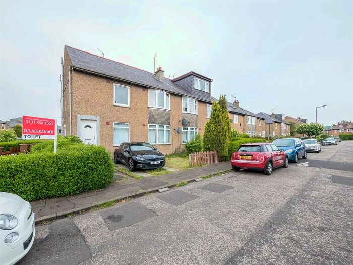2 Bedroom Detached House To Rent In Colinton Mains Place, Edinburgh, EH13