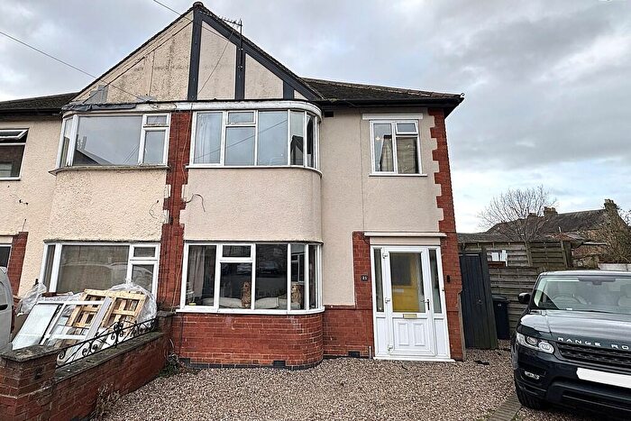 3 Bedroom Semi Detached House For Sale In Elms Road, Melton Mowbray, LE13