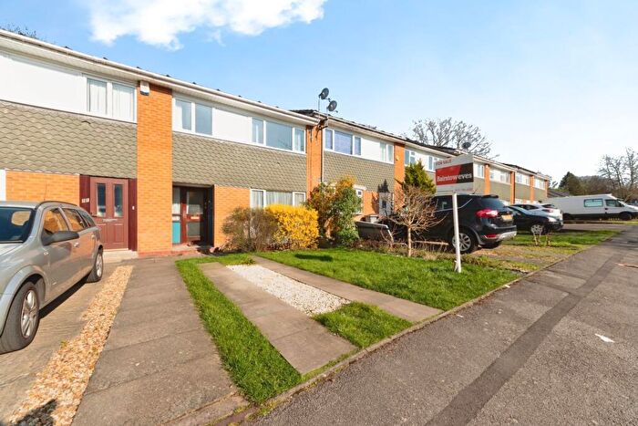 3 Bedroom Terraced House For Sale In Masons Way, Olton, Solihull, West Midlands, B92
