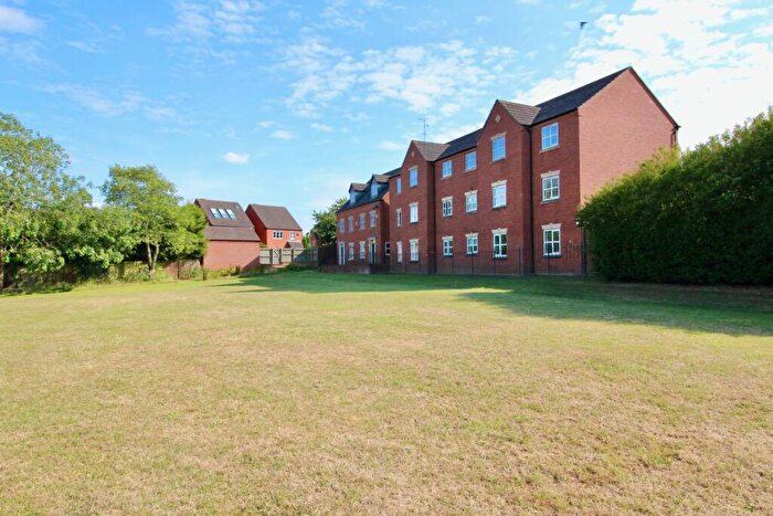 2 Bedroom Flat For Sale In Pickering Place, Burbage, LE10