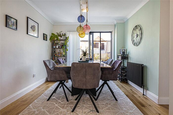 3 Bedroom Terraced House For Sale In Wakeley Road, Rainham, Gillingham, Kent, ME8