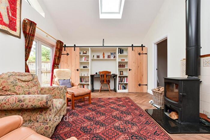 3 Bedroom Detached Bungalow For Sale In St. Michael's Avenue, Margate, Kent, CT9