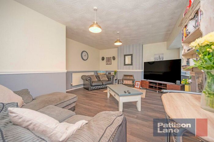 2 Bedroom Apartment To Rent In Hertford Road, Kettering, NN15