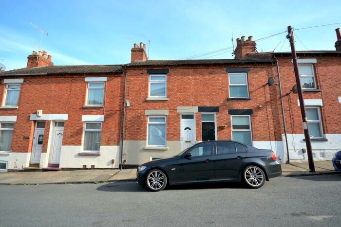 2 Bedroom Terraced House To Rent In Leslie Road, Northampton, NN2