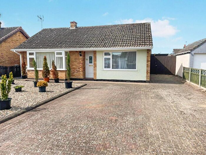 2 Bedroom Detached Bungalow For Sale In St. Francis Close, Brandon, IP27