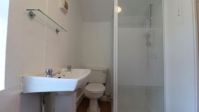 1 Bedroom Flat To Rent In Wilson Road, Reading, Berkshire, RG30