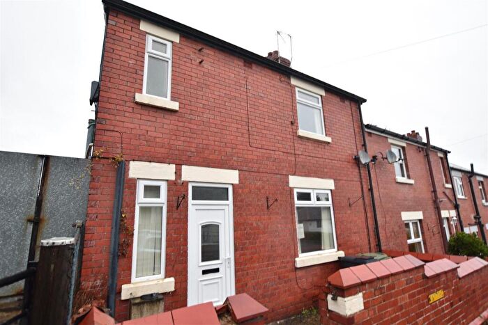 3 Bedroom End Of Terrace House For Sale In Bourne Terrace, Froncysyllte, LL20