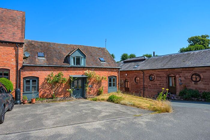 3 Bedroom Semi-Detached House For Sale In Chetwynd Park, Newport, TF10