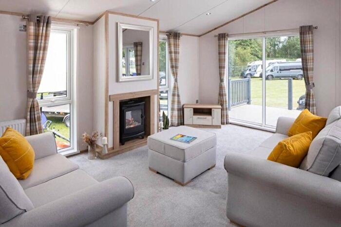 2 Bedroom Park Home For Sale In Blackford, Cumbria, CA6