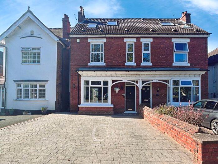 4 Bedroom Semi-Detached House For Sale In Walsall Rd, Great Barr, Birmingham, B42