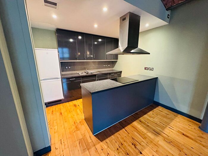 1 Bedroom Flat For Sale In Cambridge Street, Manchester, M1