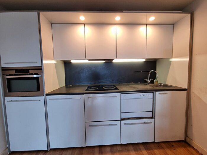 2 Bedroom Flat To Rent In High Road, London, RM6