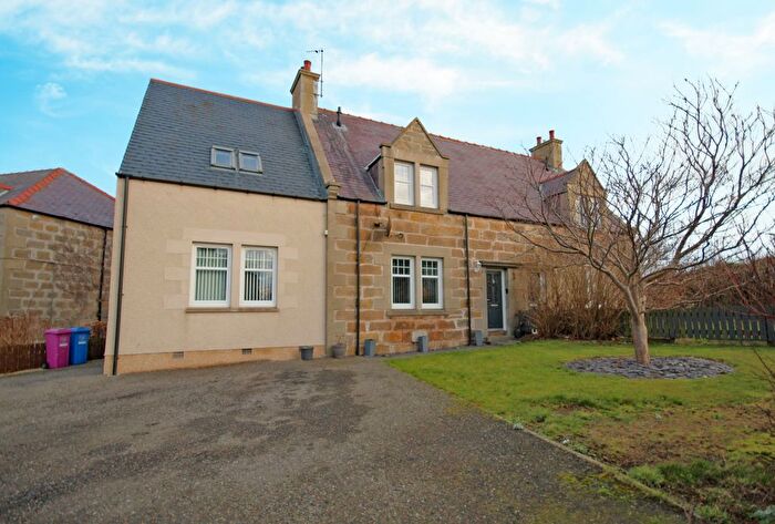 5 Bedroom Semi-Detached House For Sale In Victoria Place, Cullen, AB56