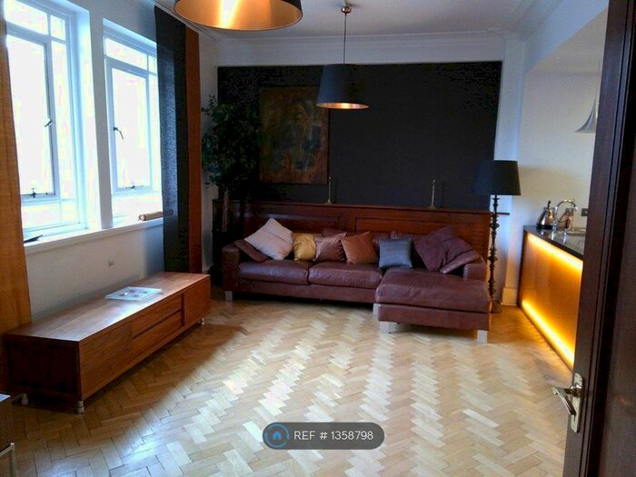 2 Bedroom Flat To Rent In Fenwick Street, Liverpool, L2