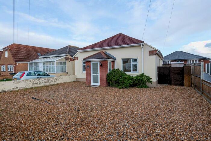 3 Bedroom Bungalow To Rent In Southwood Road, Hayling Island, PO11