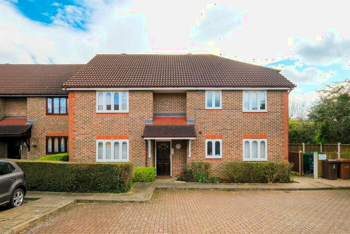 1 Bedroom Flat To Rent In Westminster Gardens, North Chingford, E4