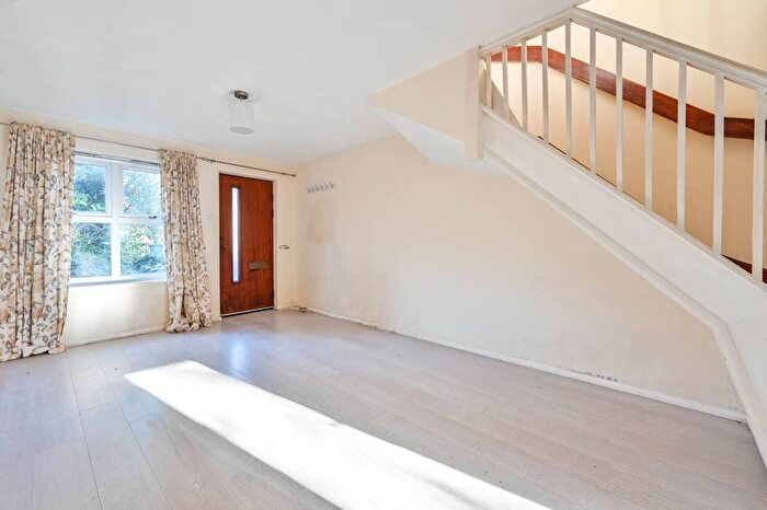 2 Bedroom Property To Rent In Hedgerley Court, Goldsworth Park, Woking, GU21