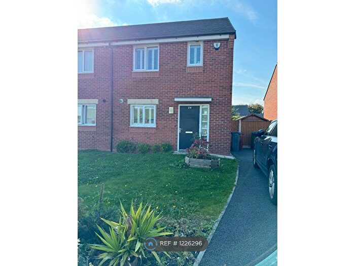 3 Bedroom Semi-Detached House To Rent In Crossley Street, Manchester, M18