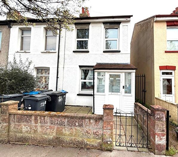 2 Bedroom End Of Terrace House To Rent In Exeter Road, Croydon, CR0