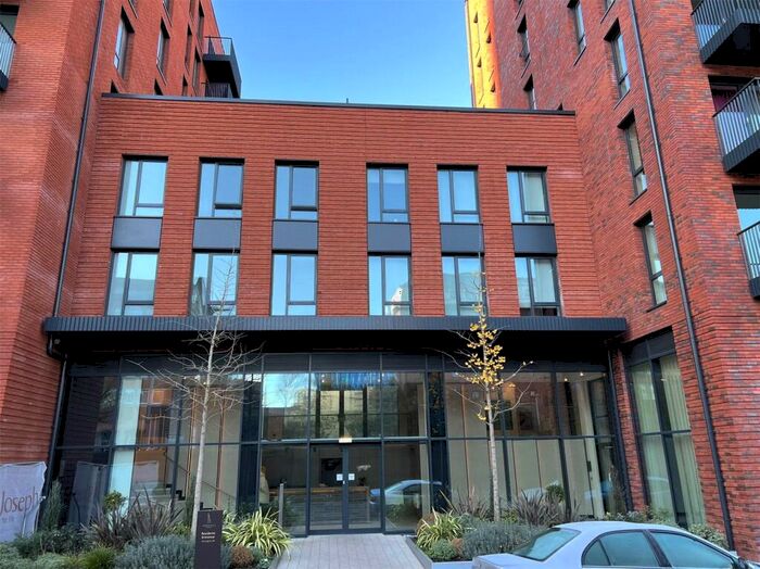 2 Bedroom Apartment To Rent In SnowHill Wharf, Lancaster Building, Shadwell Street, Birmingham, B4