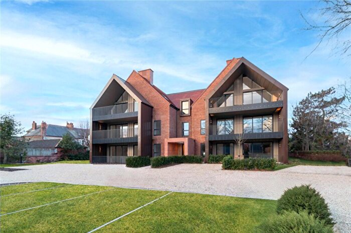 3 Bedroom Apartment For Sale In Apartment, Meols Drive, West Kirby, CH48
