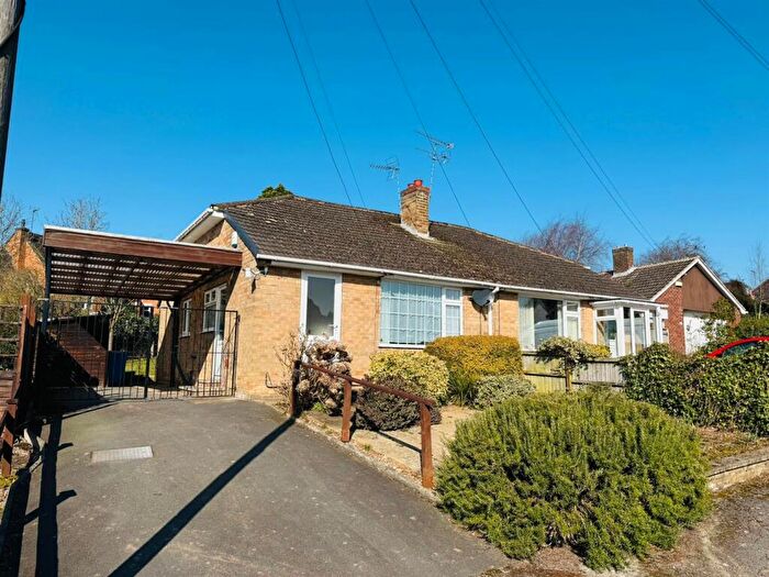 2 Bedroom Semi-Detached Bungalow To Rent In Rydal Close, Allestree, Derby, DE22
