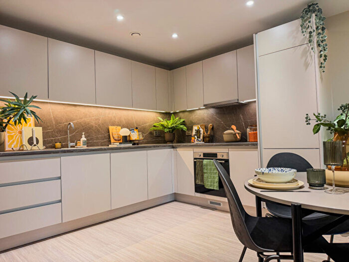 2 Bedroom Apartment To Rent In Candleriggs, Trongate, Glasgow, Glasgow City, G1