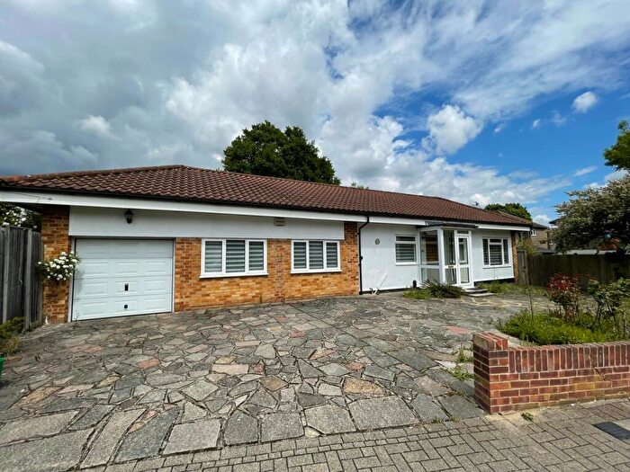2 Bedroom Bungalow To Rent In Shepperton Road, Petts Wood, Orpington, BR5