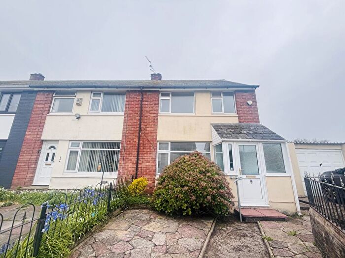 3 Bedroom Semi Detached House To Rent In Ceiriog Close, CF63