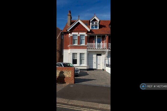 1 Bedroom Flat To Rent In Worthing, Worthing, BN14