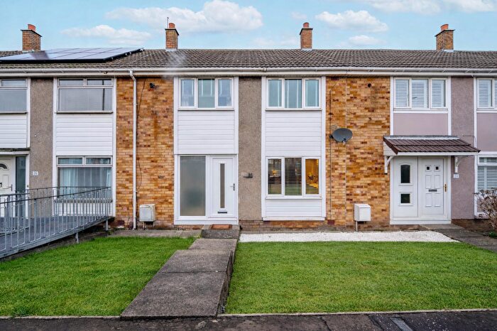 3 Bedroom Terraced House For Sale In Ferniehill Drive, Ferniehill, Edinburgh, EH17