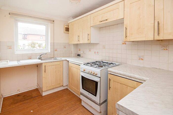 2 Bedroom Terraced House For Sale In Ashurst Bridge, SO40