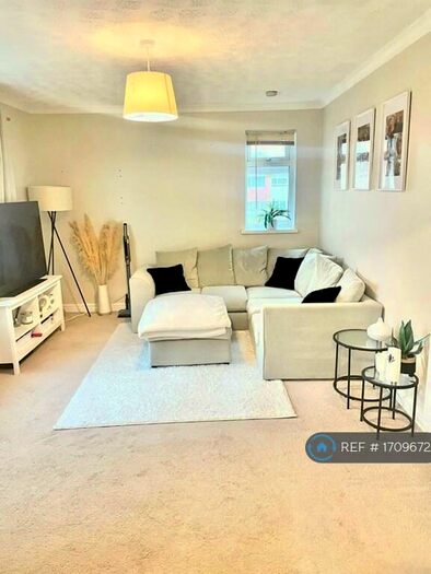 1 Bedroom Flat To Rent In Abbotswood, Yate, Bristol, BS37