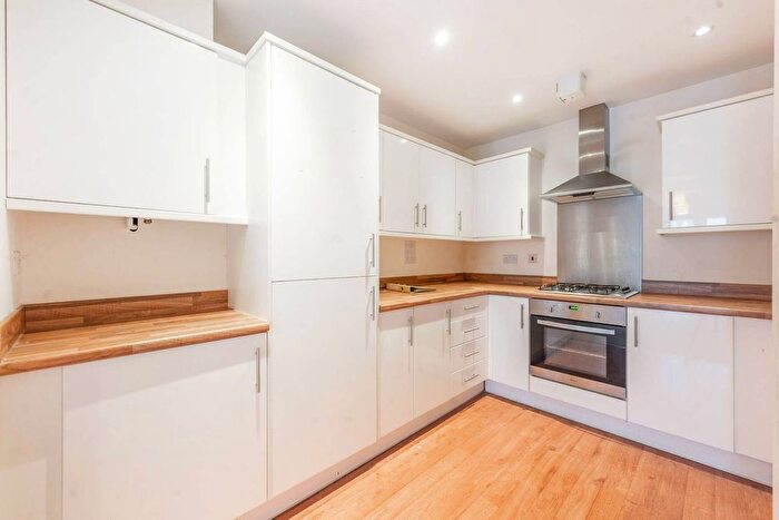 1 Bedroom Flat To Rent In Ley Farm Close, Radlett, Watford, WD25