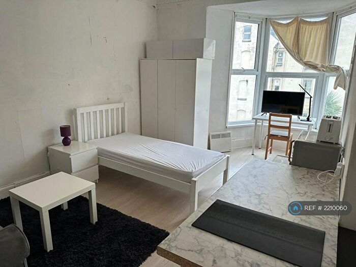 Studio To Rent In Market Street, Ilfracombe, EX34