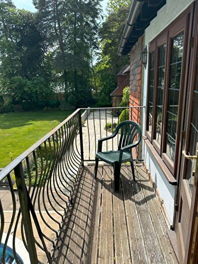 1 Bedroom Studio To Rent In Surrey, GU25