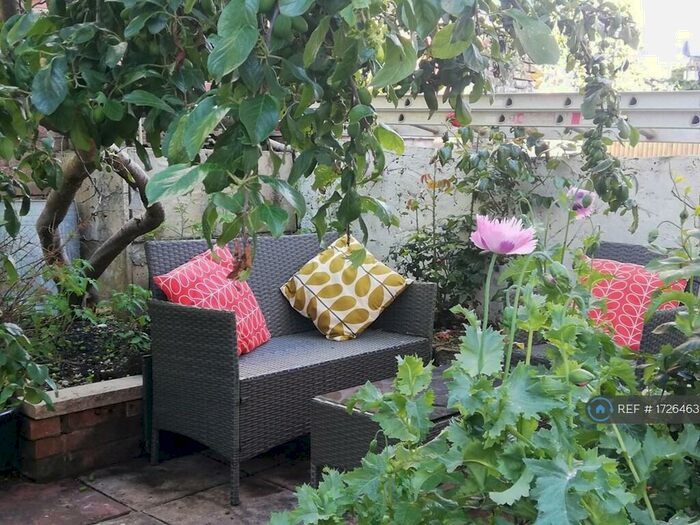 3 Bedroom Terraced House To Rent In Albion Street, Portslade, Brighton, BN41