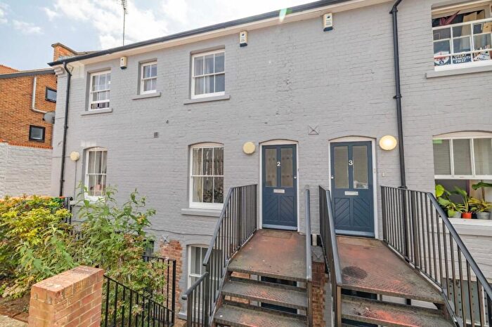 3 Bedroom End Of Terrace House To Rent In Ivy Lane, Canterbury, CT1