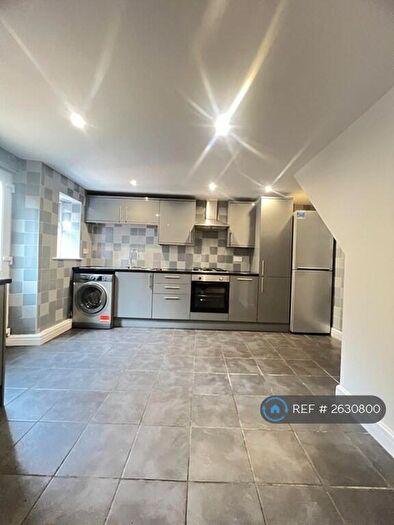 3 Bedroom Terraced House To Rent In Moscar Cottages, Sheffield, S7