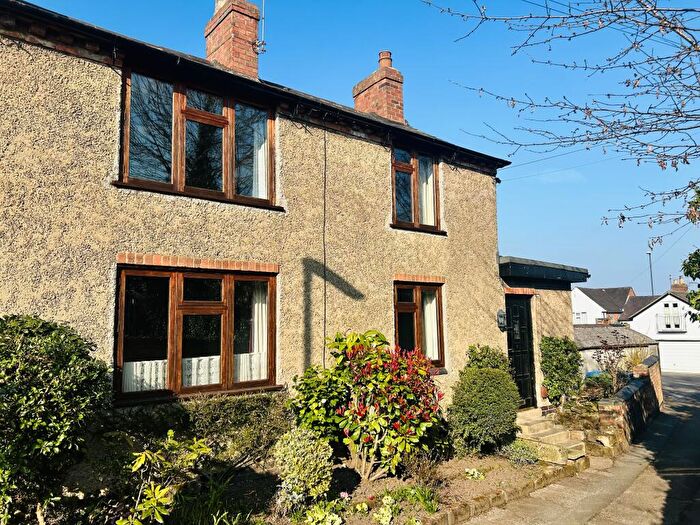 2 Bedroom Character Property To Rent In Church Walk, Allestree, Derby, DE22