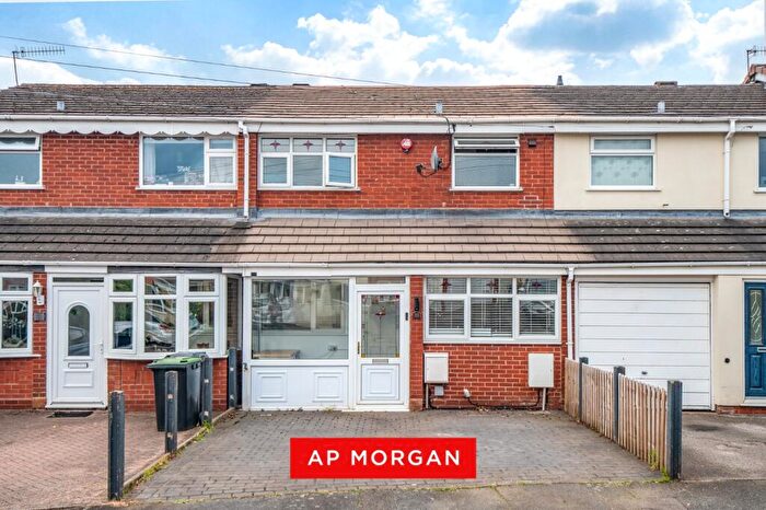 3 Bedroom Terraced House For Sale In Silverdale, Bromsgrove, Worcestershire, B61