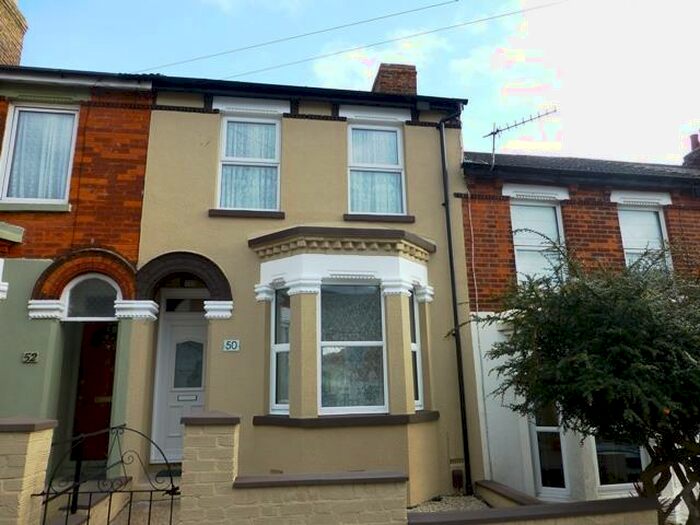 3 Bedroom Terraced House To Rent In Astley Avenue, Dover, CT16