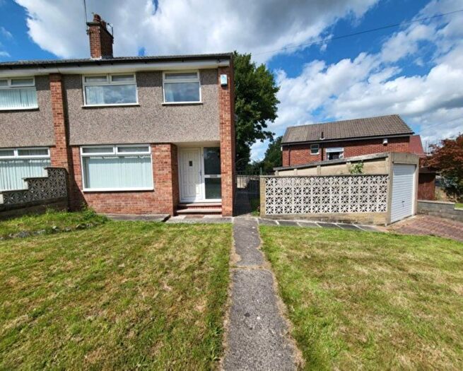 3 Bedroom Semi-Detached House To Rent In St. Anns Close, Burley, Leeds, LS4