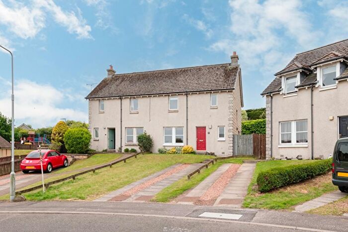 3 Bedroom Semi-Detached House For Sale In Brewster Place, St. Andrews, KY16