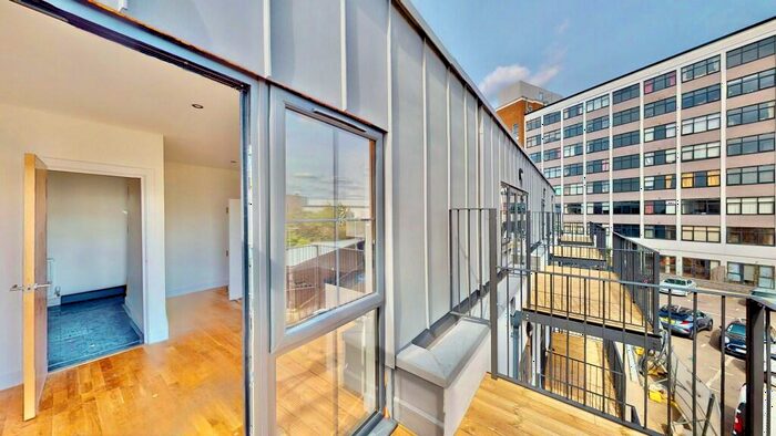 2 Bedroom Apartment To Rent In Stafford Road, Croydon, London, CR0