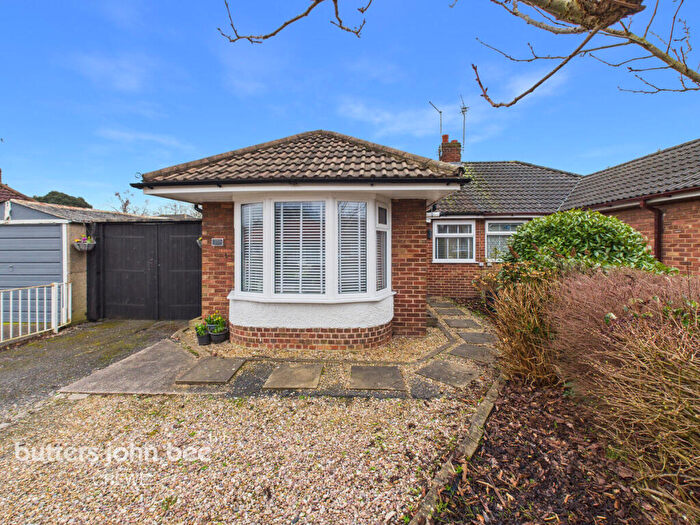 3 Bedroom Bungalow For Sale In Ludlow Avenue, Crewe, CW1