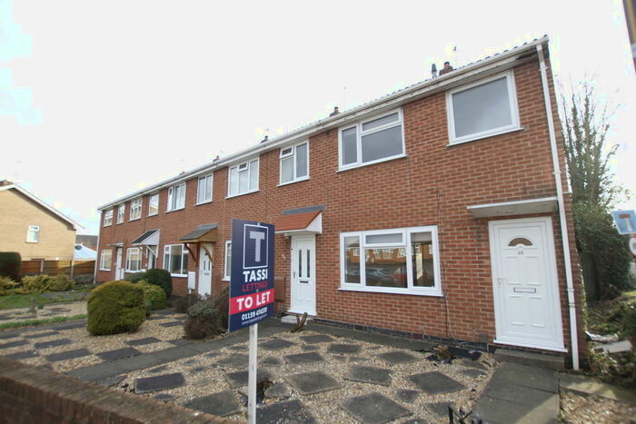 3 Bedroom End Of Terrace House To Rent In Beacon Hill Road, NG24