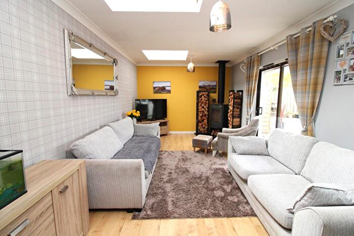 3 Bedroom Detached Bungalow For Sale In Dores Avenue, Holm, Inverness., IV2