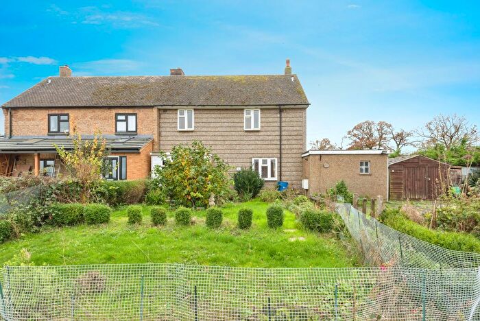 3 Bedroom Semi-Detached House For Sale In Windmill Road, Breachwood Green, Hitchin, Hertfordshire, SG4