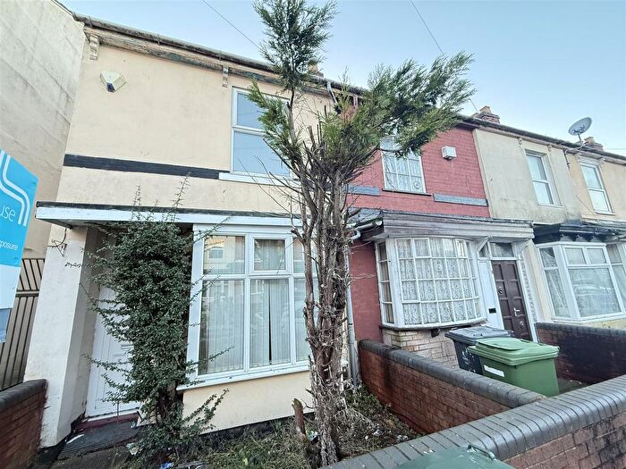 3 Bedroom End Terrace House To Rent In Nine Elms Lane, Wolverhampton, WV10